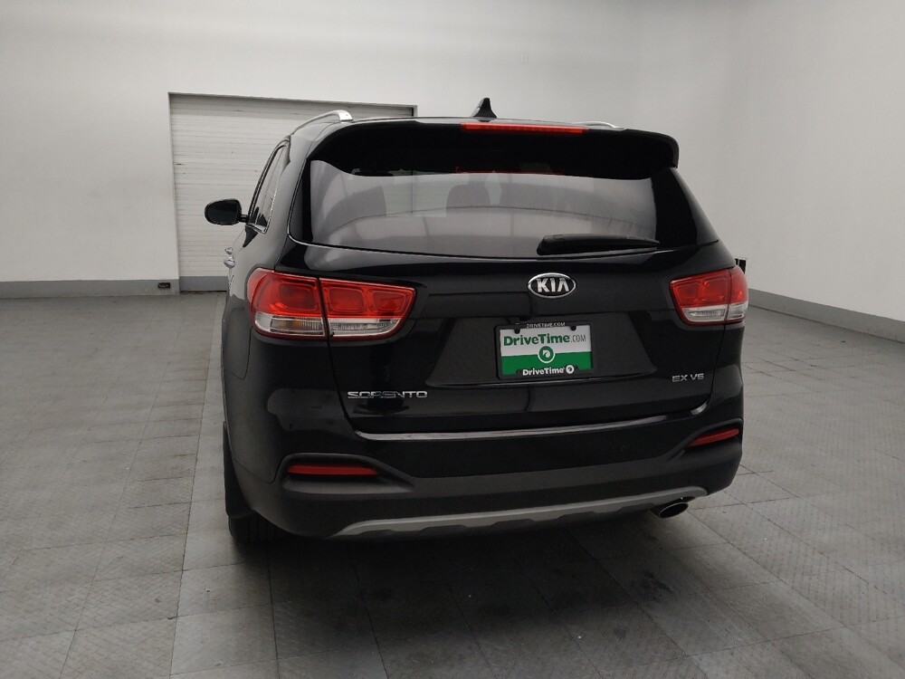 2017 Kia Sorento in Jackson, MS 39211 - 18129774 6