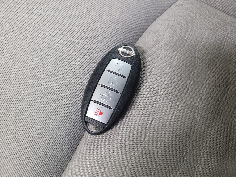 2022 Nissan Pathfinder in St. Louis, MO 63125 - 18129775 32