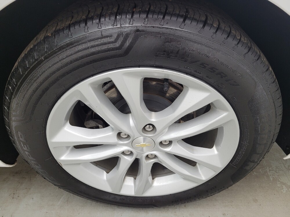 2018 Chevrolet Malibu in Fairfield, OH 45014 - 18129777 31