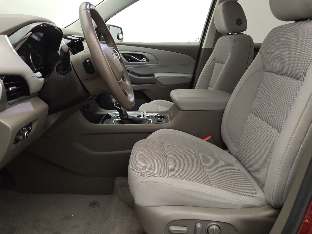 2021 Chevrolet Traverse in Gainesville, FL 32609 - 18129778 17