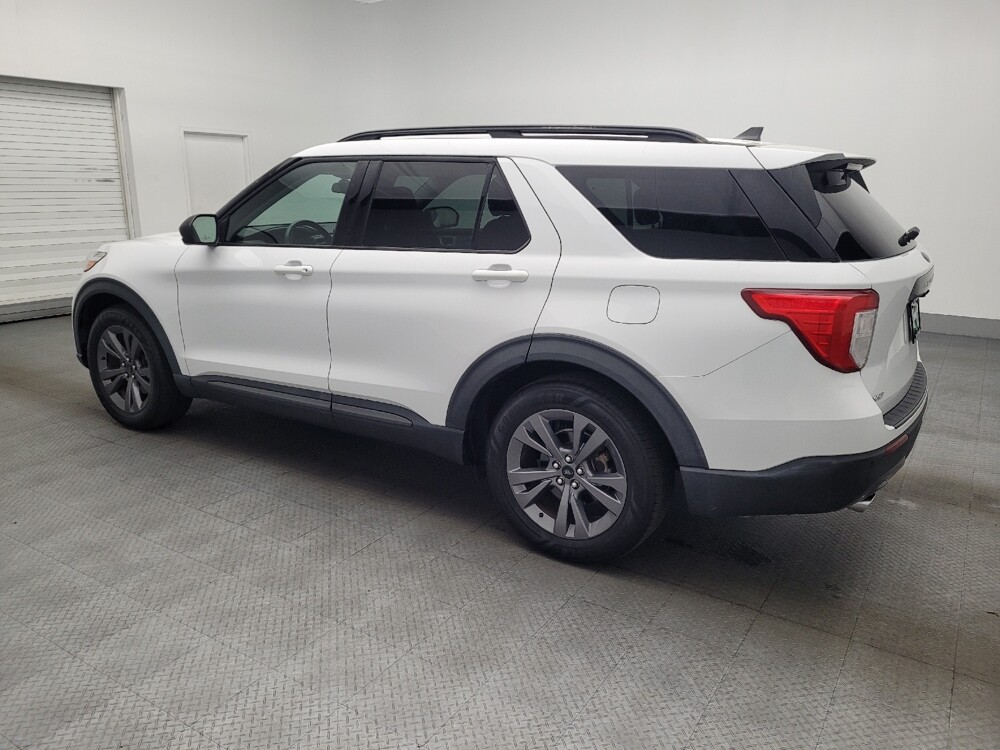 2021 Ford Explorer in Jacksonville, FL 32210 - 18129779 3