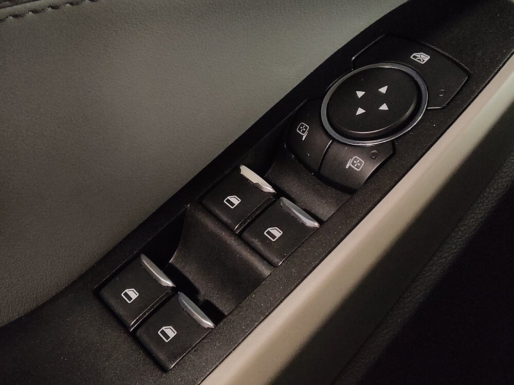 2021 Ford Explorer in Jacksonville, FL 32210 - 18129779 27