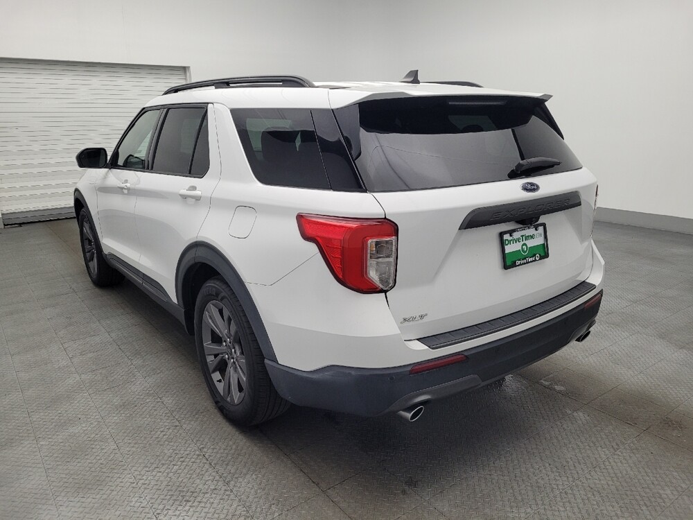 2021 Ford Explorer in Jacksonville, FL 32210 - 18129779 5