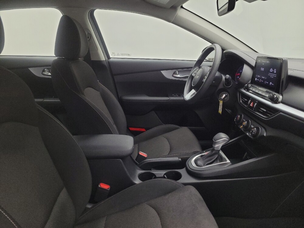 2024 Kia Forte in Fairfield, OH 45014 - 18129781 21