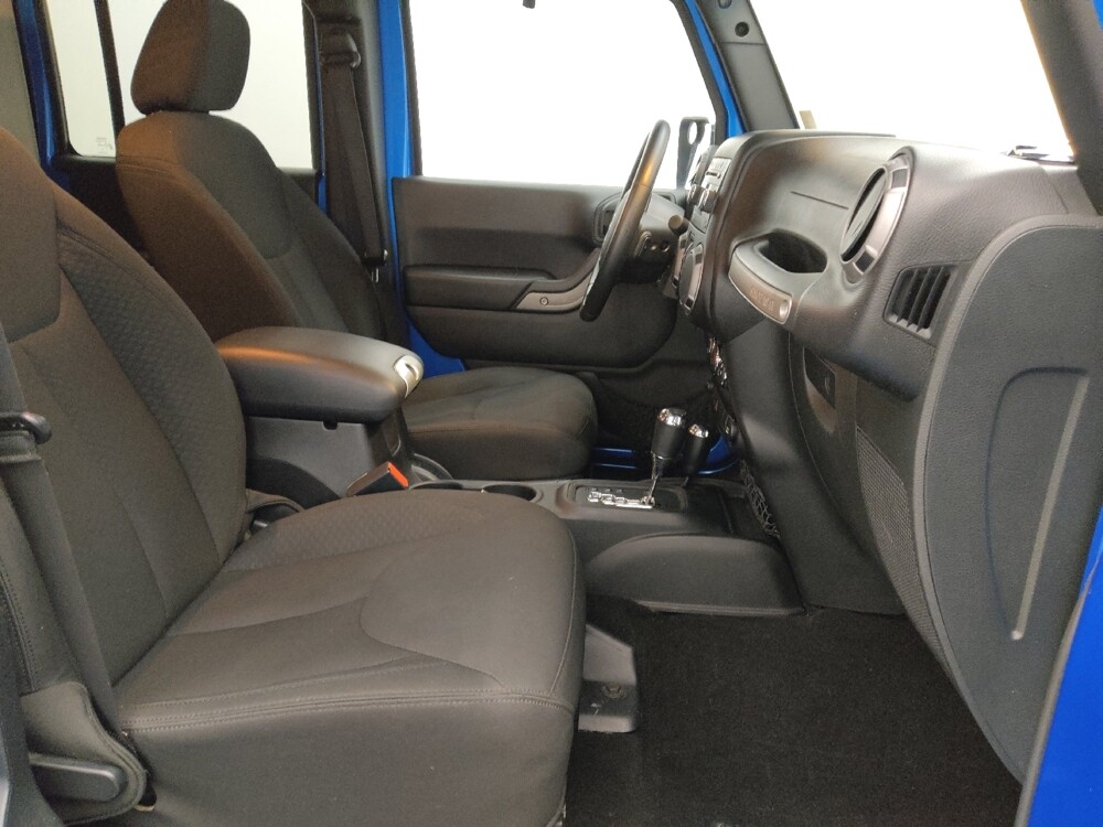 2015 Jeep Wrangler in Ocala, FL 34471 - 18129783 21