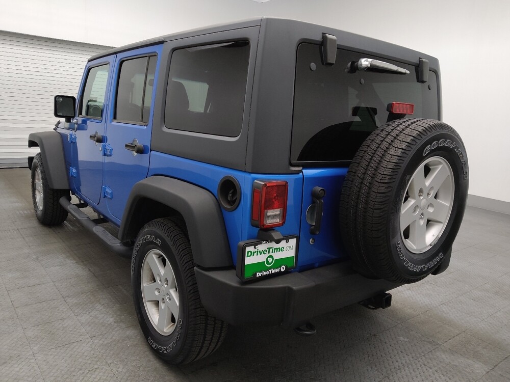2015 Jeep Wrangler in Ocala, FL 34471 - 18129783 5