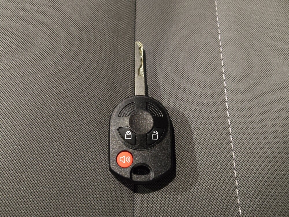 2016 Ford Escape in Ocala, FL 34471 - 18129784 32