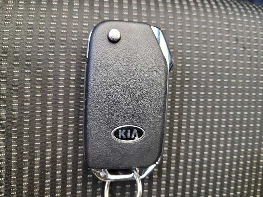 2020 Kia Forte in Maple Heights, OH 44137 - 18129786 32