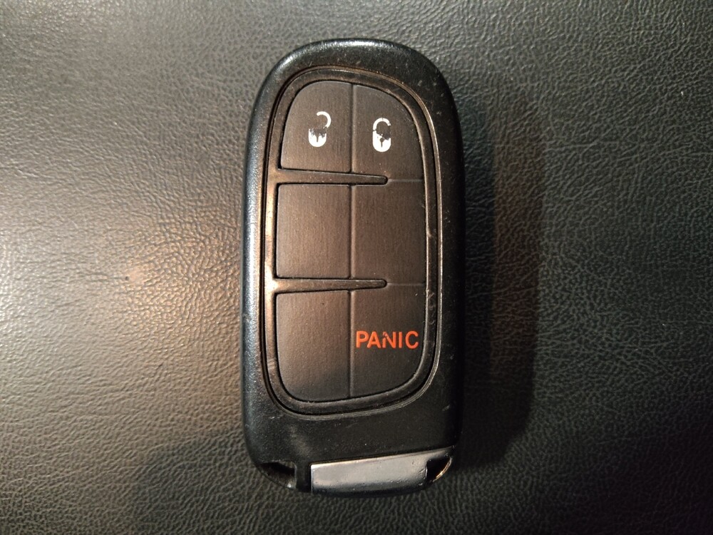 2019 Jeep Cherokee in Savannah, GA 31419 - 18129790 32