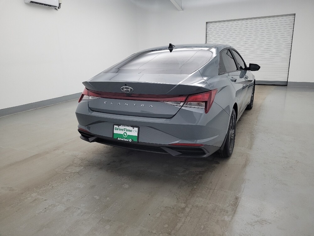 2022 Hyundai Elantra in Maple Heights, OH 44137 - 18129795 7