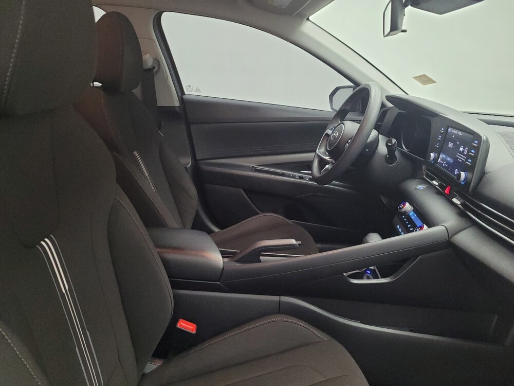 2022 Hyundai Elantra in Maple Heights, OH 44137 - 18129795 21