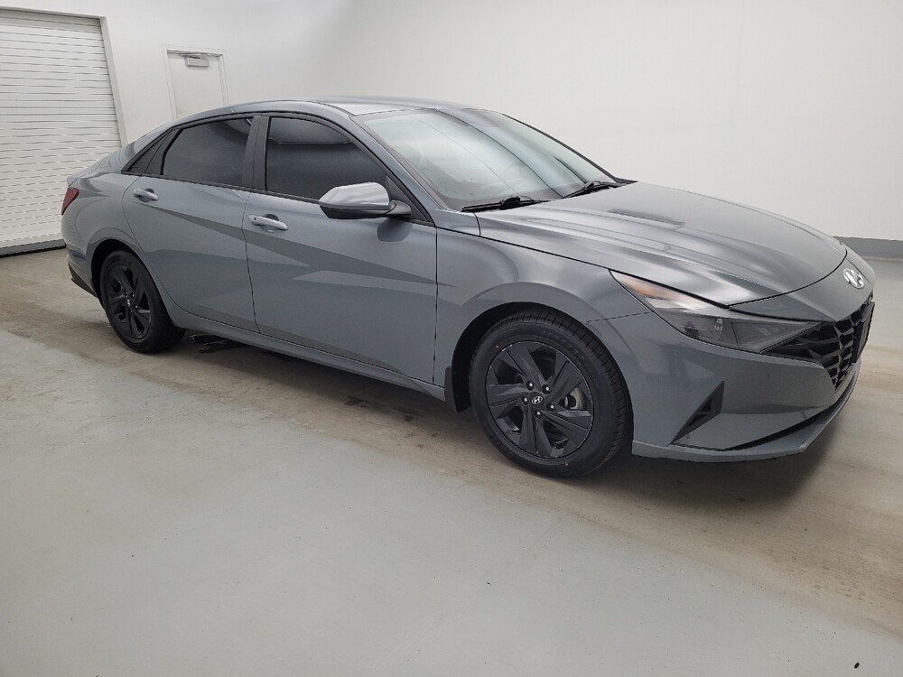 2022 Hyundai Elantra in Maple Heights, OH 44137 - 18129795 11