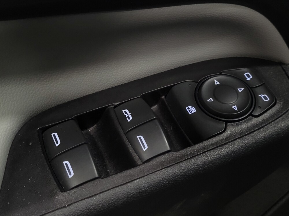 2020 Chevrolet Equinox in Glen Burnie, MD 21061 - 18129798 27