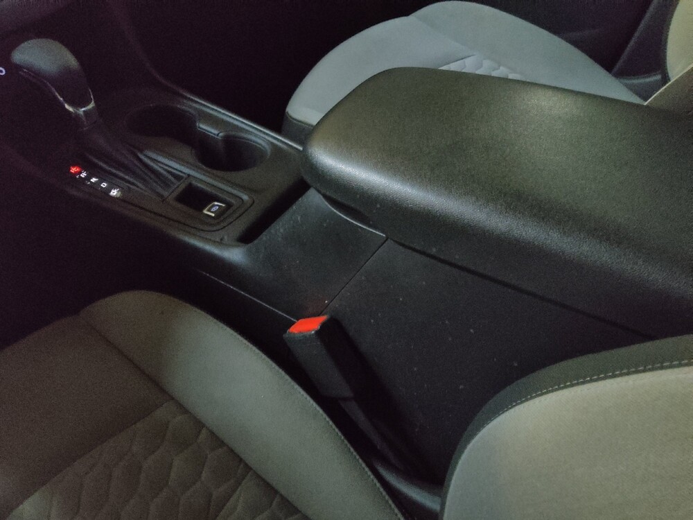 2021 Chevrolet Equinox in Greenville, SC 29607 - 18129803 26