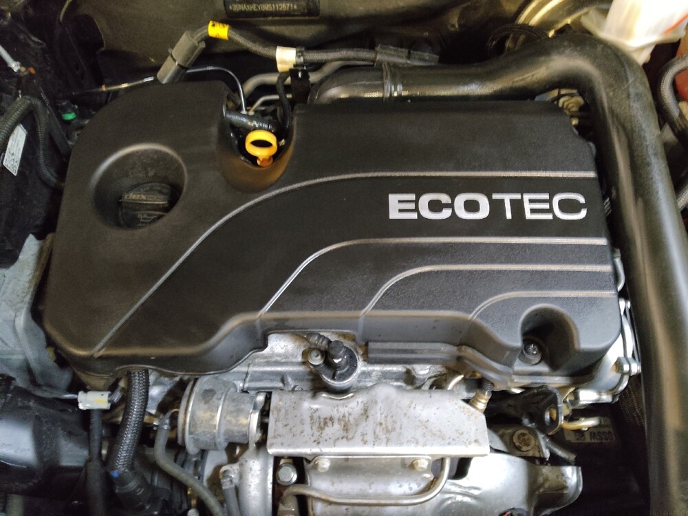 2021 Chevrolet Equinox in Greenville, SC 29607 - 18129803 30