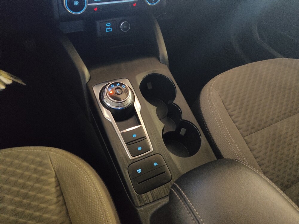 2020 Ford Escape in Union City, GA 30291 - 18129806 26