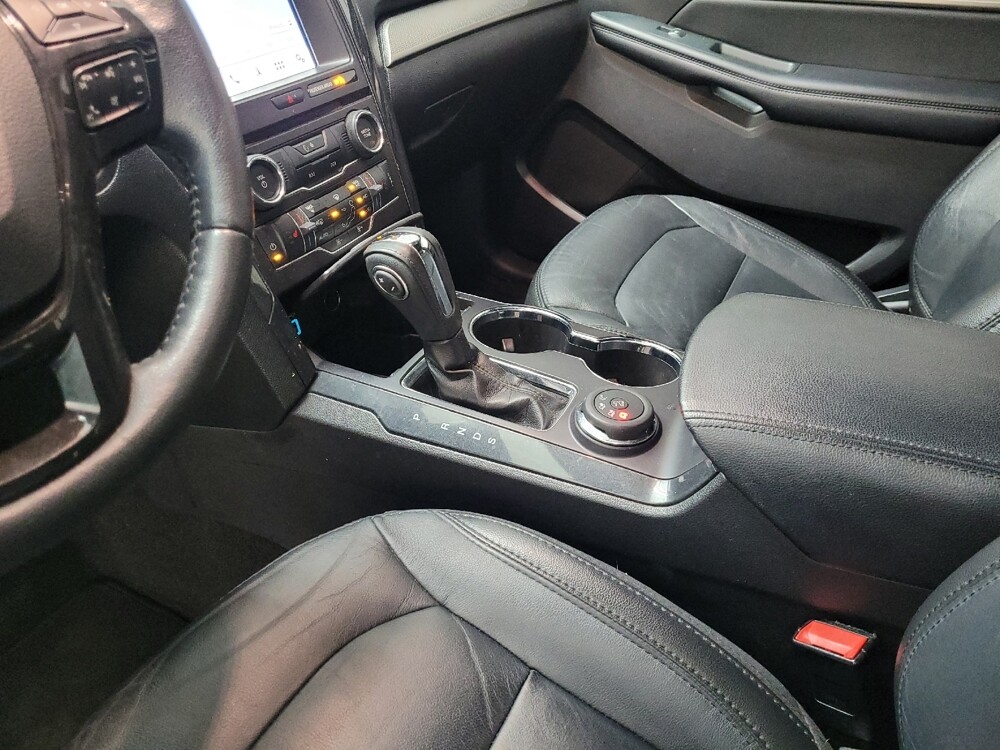 2018 Ford Explorer in Langhorne, PA 19047 - 18129810 26