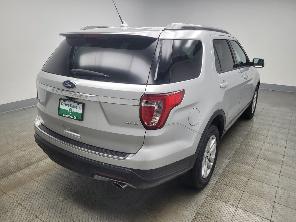 2018 Ford Explorer in Indianapolis, IN 46219 - 18129815 9