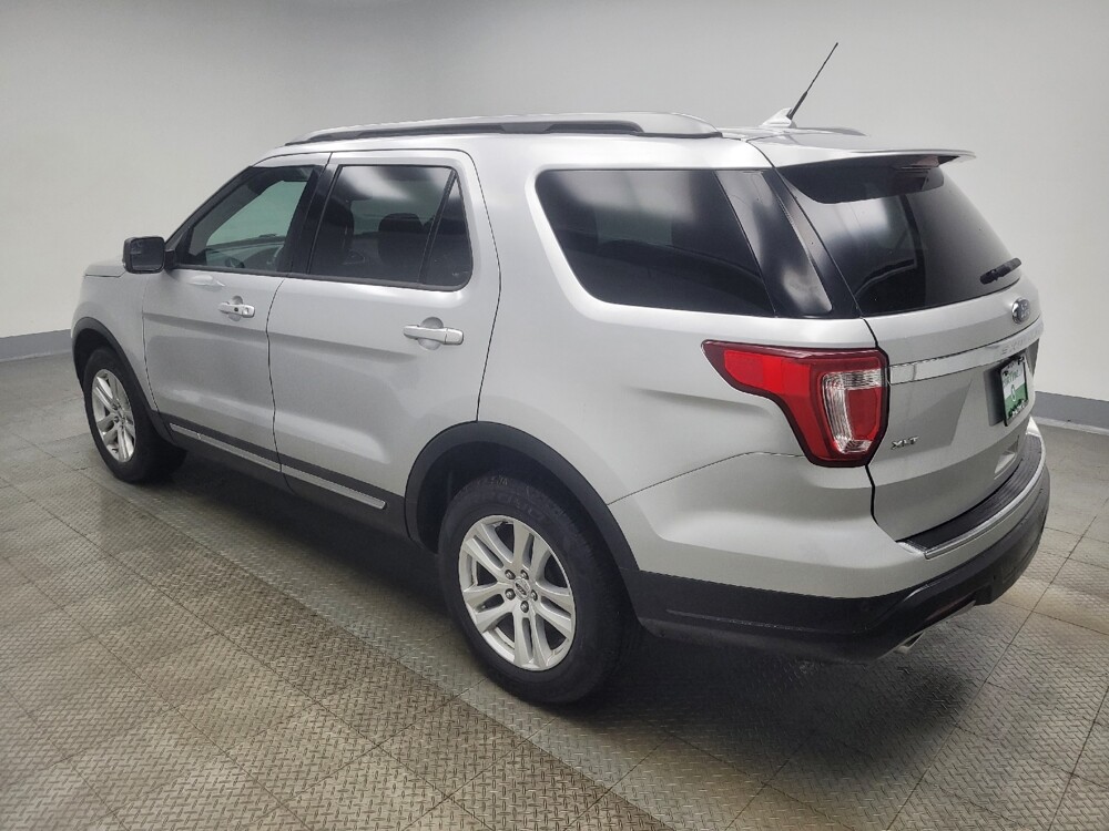 2018 Ford Explorer in Indianapolis, IN 46219 - 18129815 3