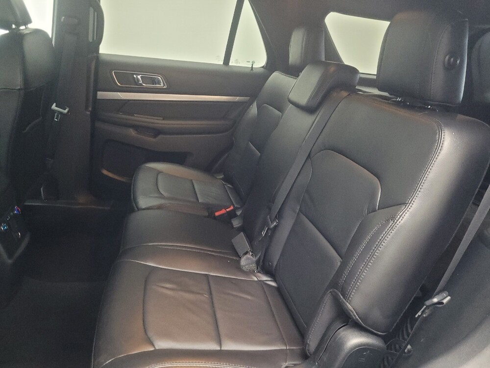 2018 Ford Explorer in Indianapolis, IN 46219 - 18129815 18