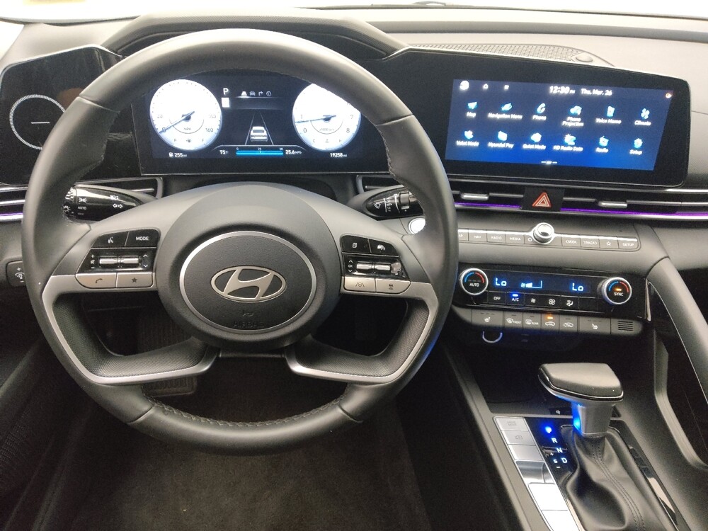 2025 Hyundai Elantra in Gainesville, FL 32609 - 18129818 22