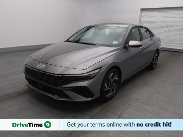 2025 Hyundai Elantra in Gainesville, FL 32609