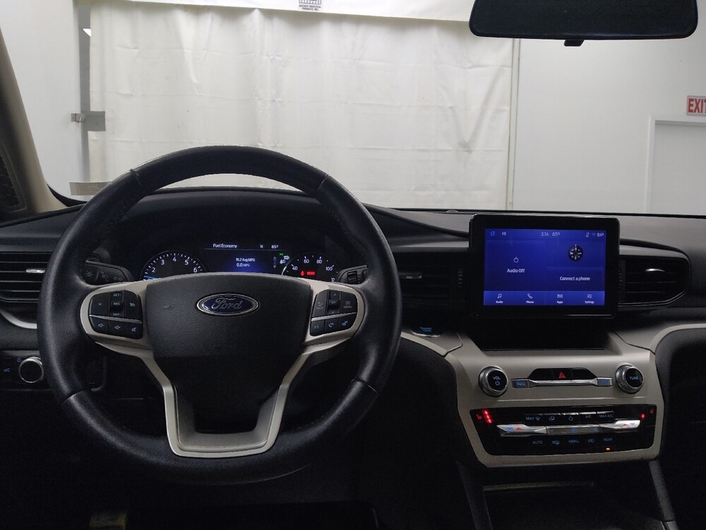 2022 Ford Explorer in St. Louis, MO 63136 - 18129819 22