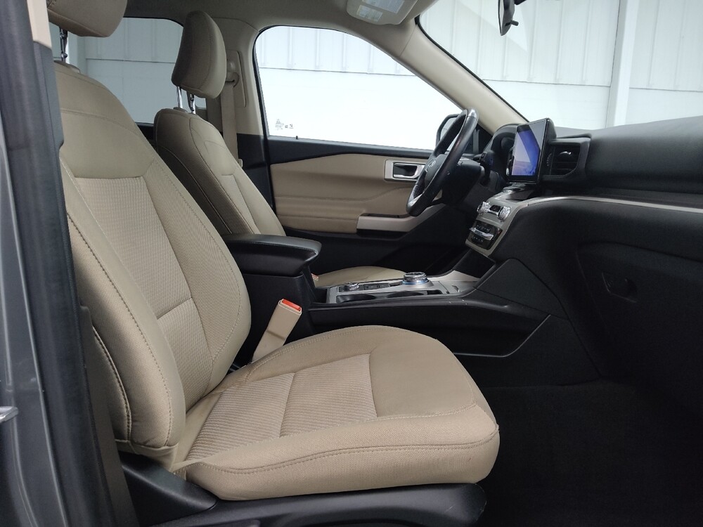 2022 Ford Explorer in St. Louis, MO 63136 - 18129819 21