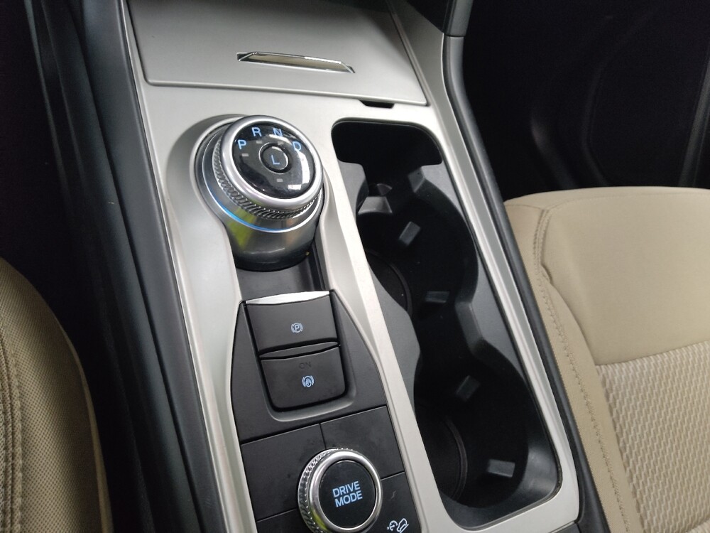 2022 Ford Explorer in St. Louis, MO 63136 - 18129819 26