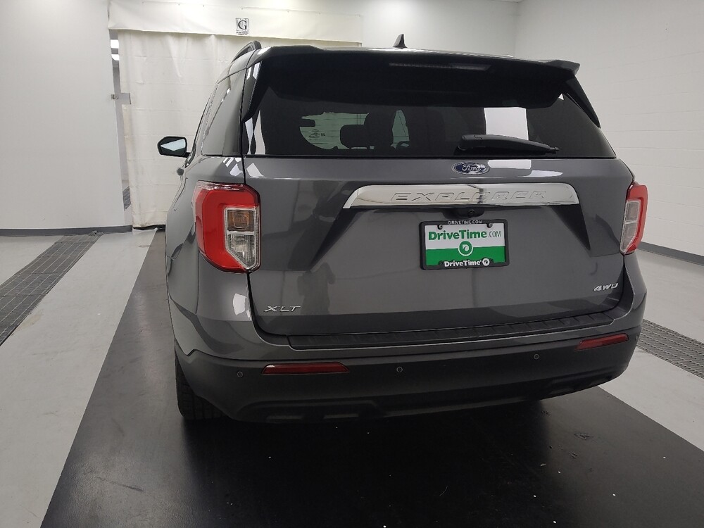 2022 Ford Explorer in St. Louis, MO 63136 - 18129819 6