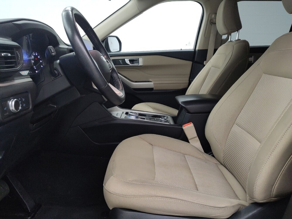 2022 Ford Explorer in St. Louis, MO 63136 - 18129819 17