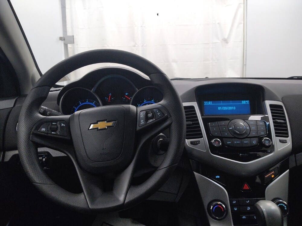 2016 Chevrolet Cruze in St. Louis, MO 63136 - 18129820 22