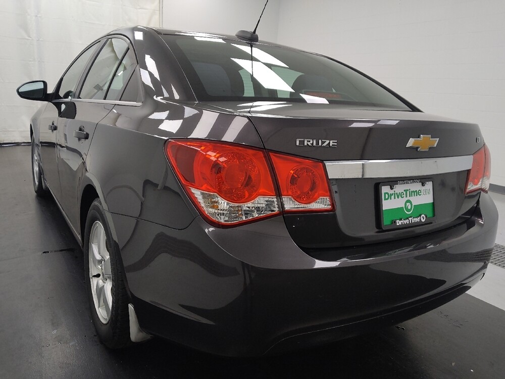 2016 Chevrolet Cruze in St. Louis, MO 63136 - 18129820 5