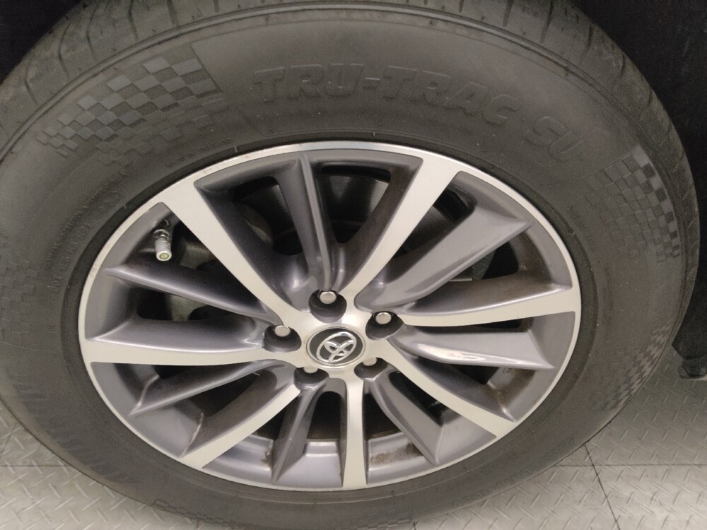 2019 Toyota Highlander in Augusta, GA 30907 - 18129826 31