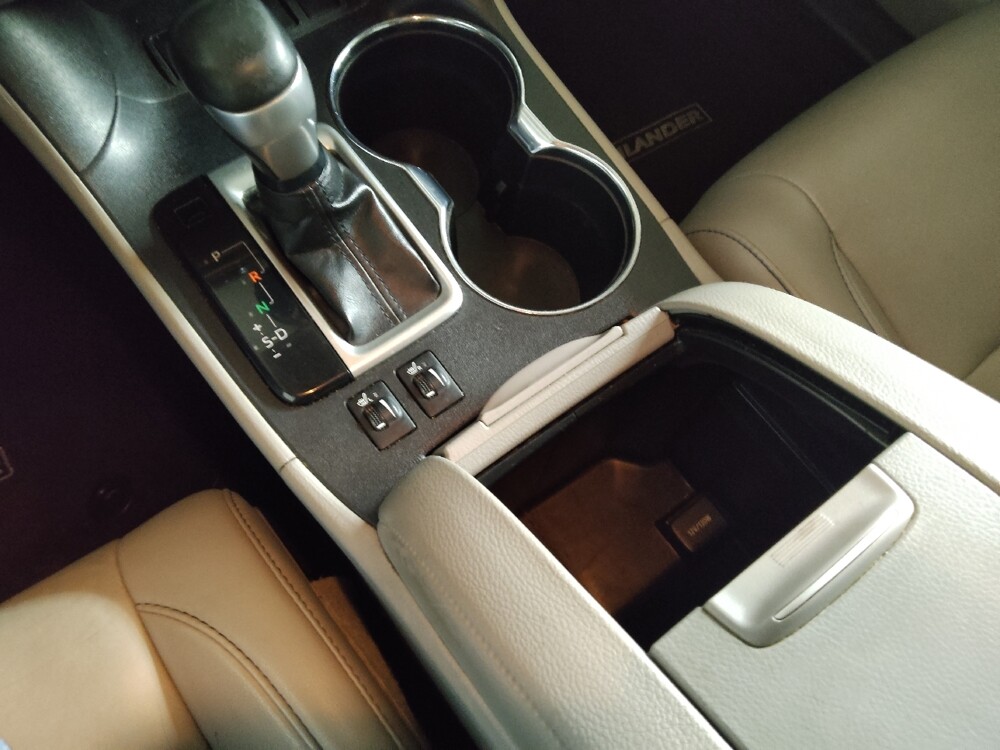 2019 Toyota Highlander in Augusta, GA 30907 - 18129826 26