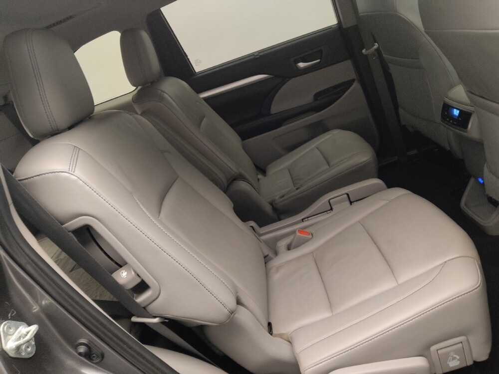2019 Toyota Highlander in Augusta, GA 30907 - 18129826 19