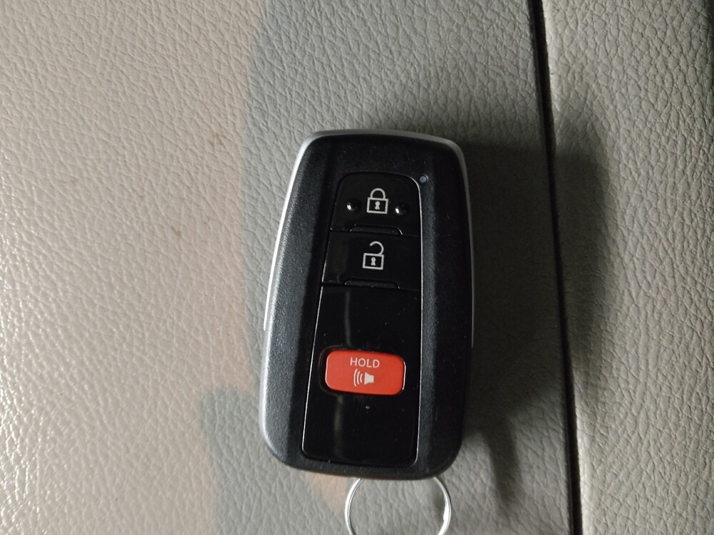 2019 Toyota Highlander in Augusta, GA 30907 - 18129826 32