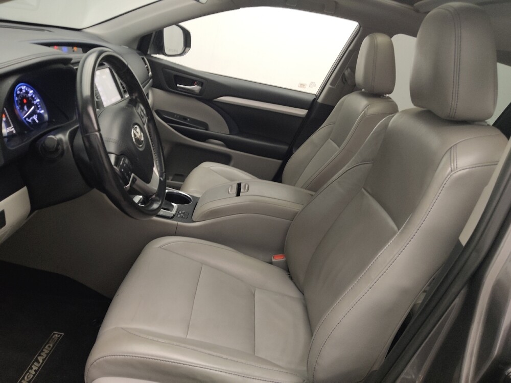 2019 Toyota Highlander in Augusta, GA 30907 - 18129826 17