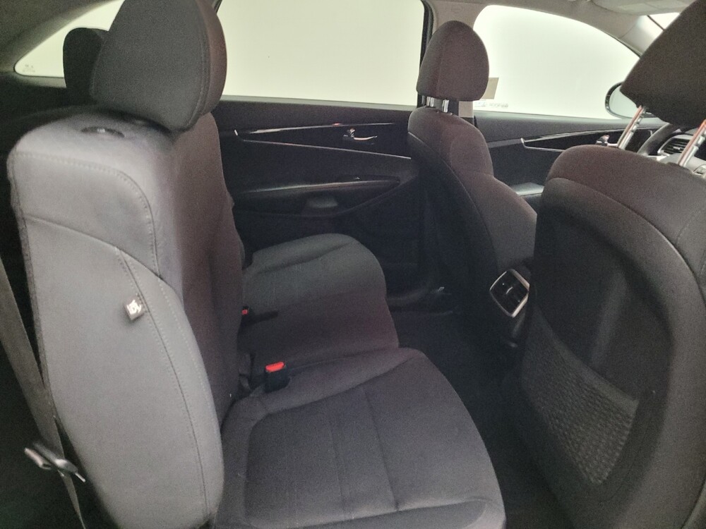 2020 Kia Sorento in Riverside, CA 92504 - 18129827 19