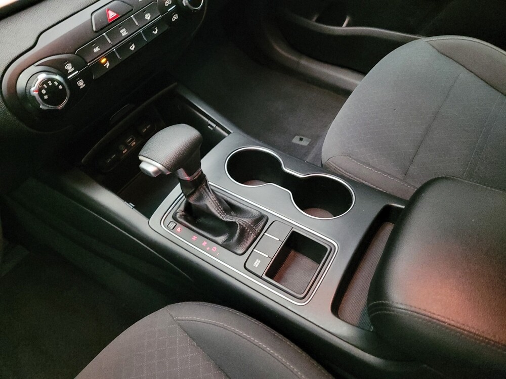 2020 Kia Sorento in Riverside, CA 92504 - 18129827 26