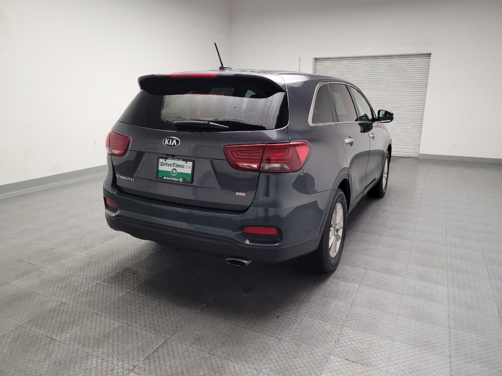 2020 Kia Sorento in Riverside, CA 92504 - 18129827 7