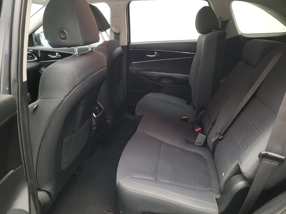 2020 Kia Sorento in Riverside, CA 92504 - 18129827 18