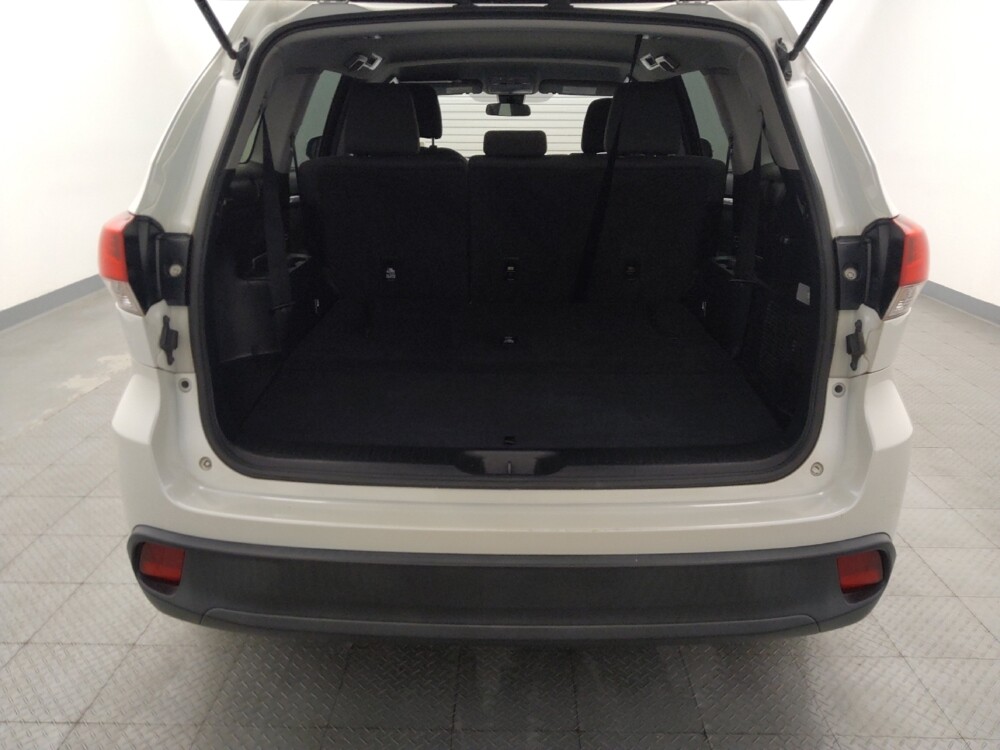 2019 Toyota Highlander in Houston, TX 77074 - 18129829 29