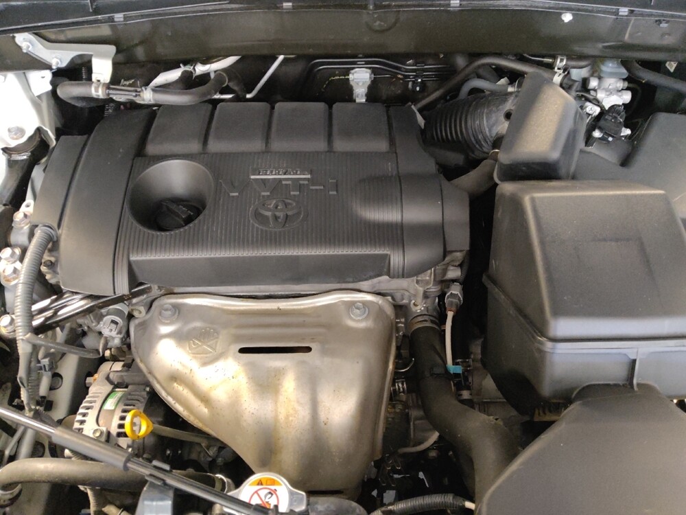 2019 Toyota Highlander in Houston, TX 77074 - 18129829 30