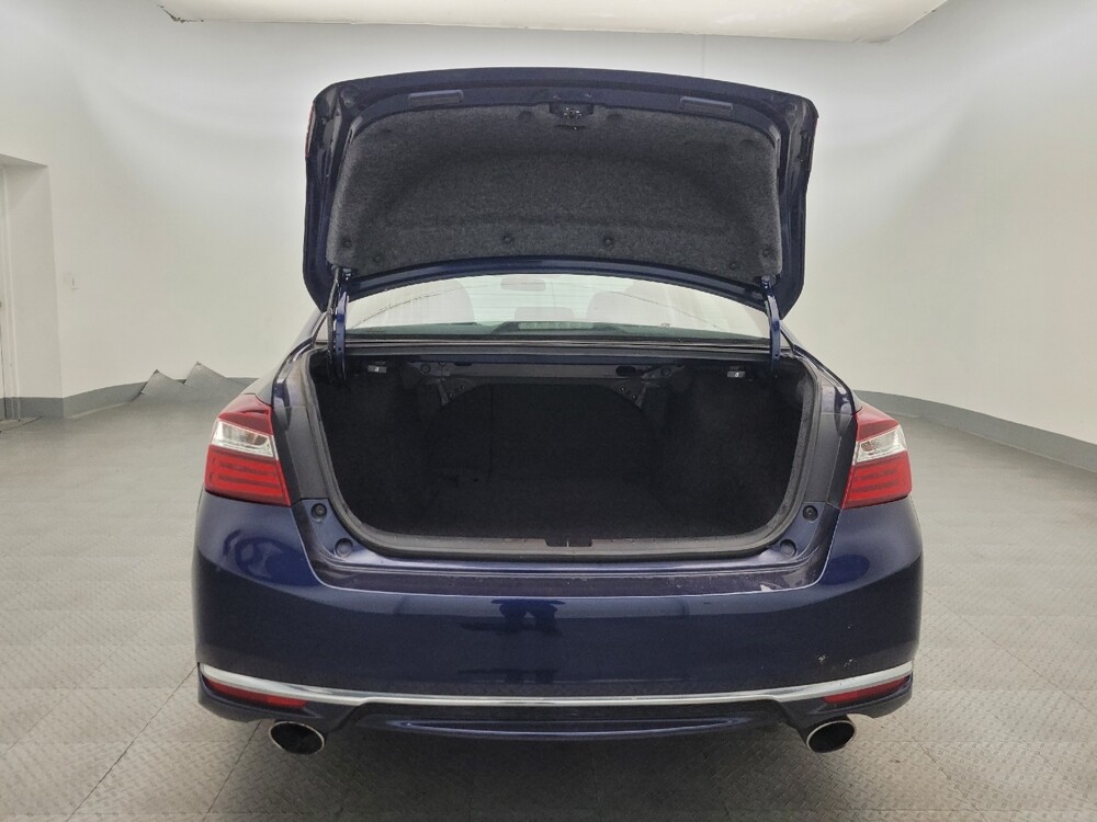 2017 Honda Accord in Tucson, AZ 85705 - 18129836 29