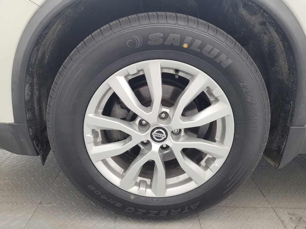 2018 Nissan Rogue in Greenville, SC 29607 - 18129841 31