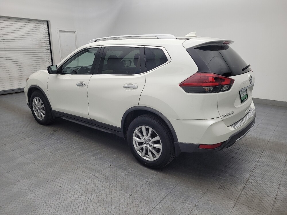 2018 Nissan Rogue in Greenville, SC 29607 - 18129841 3