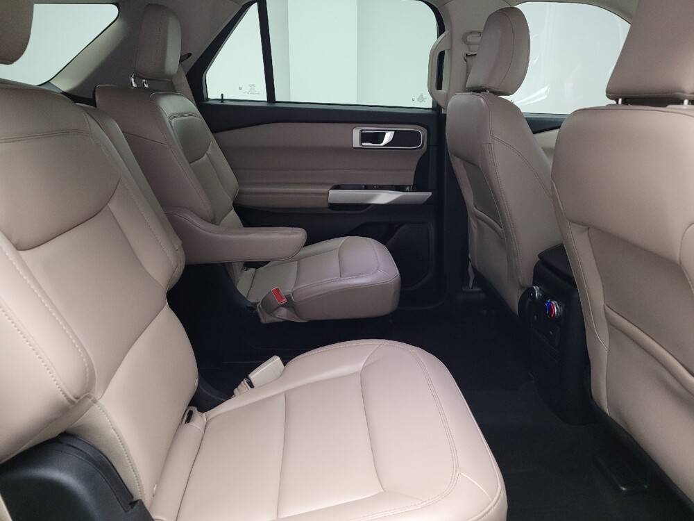 2022 Ford Explorer in Taylor, MI 48180 - 18129846 19