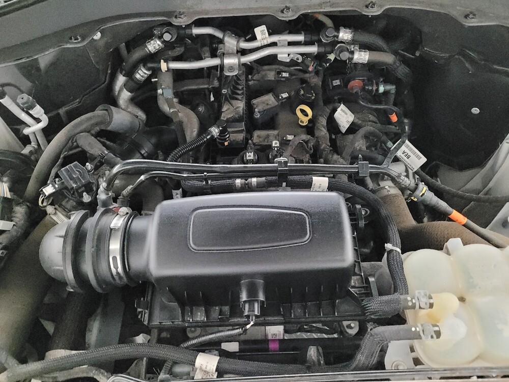 2022 Ford Explorer in Taylor, MI 48180 - 18129846 30