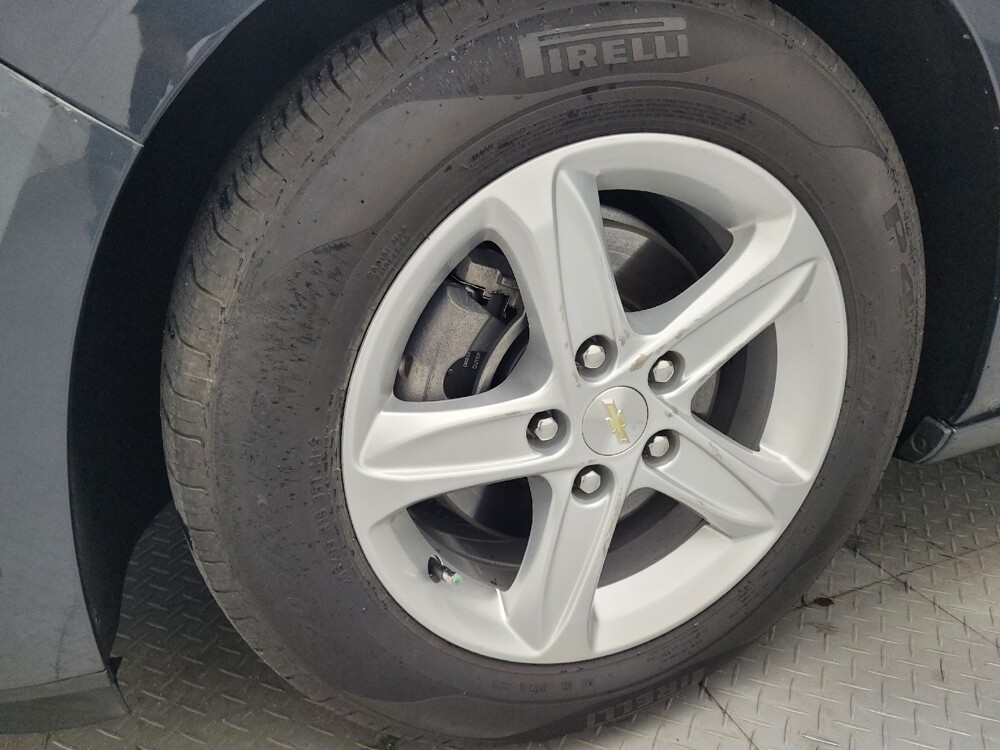 2021 Chevrolet Malibu in Raleigh, NC 27604 - 18129847 31